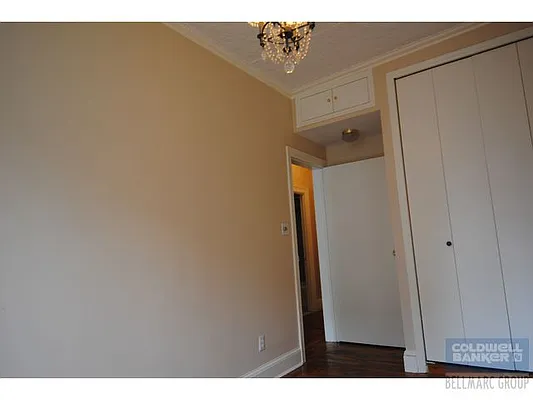 Rented by Green Line Realty | media 18