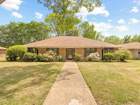 3920 Morningside Dr, Paris, TX 75462