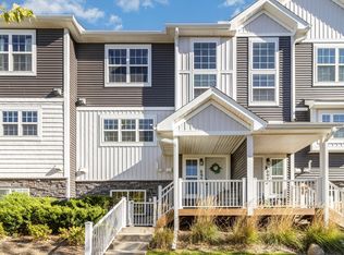 695 Eagle Ct, Lino Lakes, MN 55014