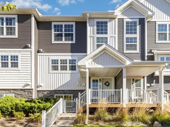 695 Eagle Ct, Lino Lakes, MN 55014