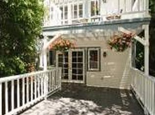 8458 Ridpath Dr, Los Angeles, CA 90046