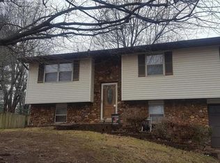 811 Glen Ct, Jackson, MO 63755
