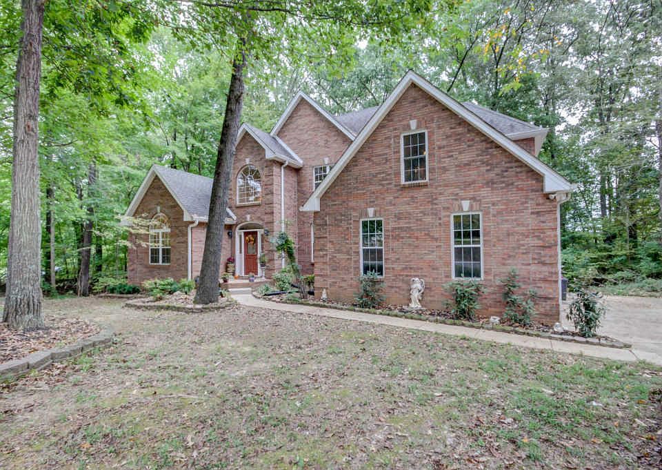 1st image of 1545 N Willow Bend Ct