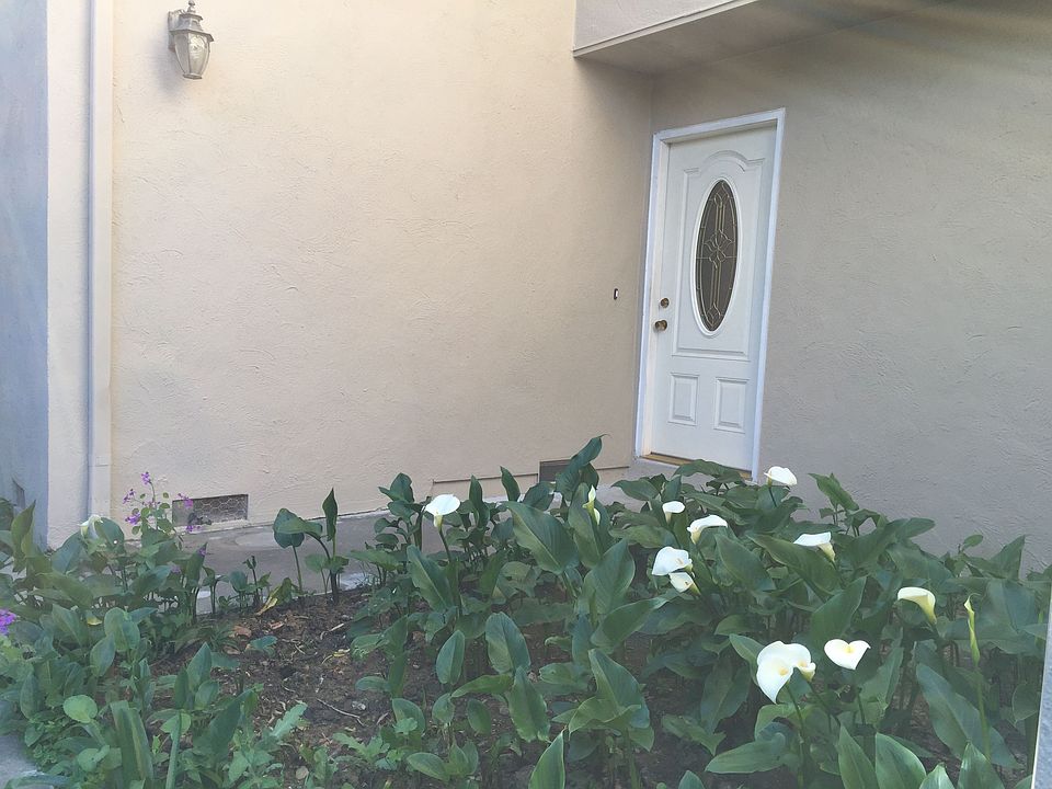 1st image of 160 Belwood Ct #B