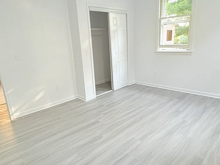 474 Washington Ave #2 — Photo 4