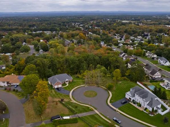 200 Anvil St, Agawam, MA 01001