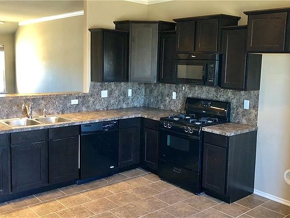 3rd image of 9617 Ella Ln