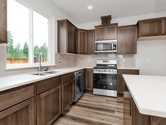 5th image of 9728 9th Ave SE