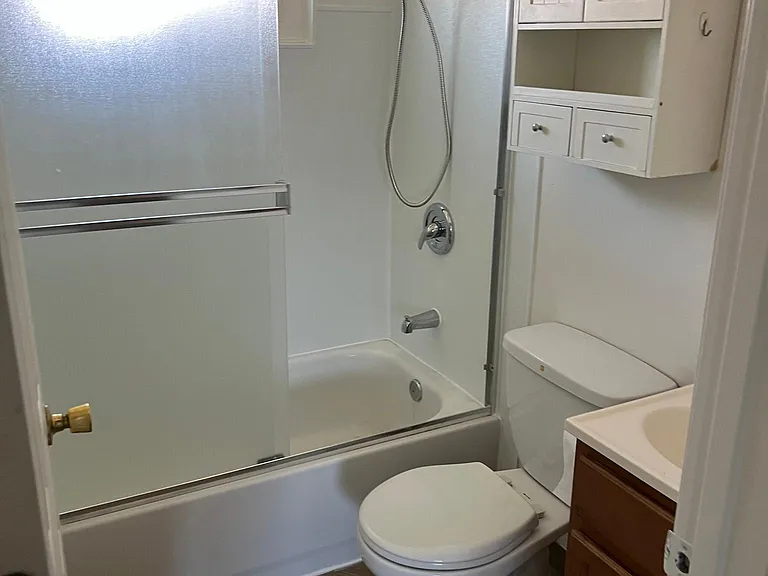204 Talisman Dr — Photo 6