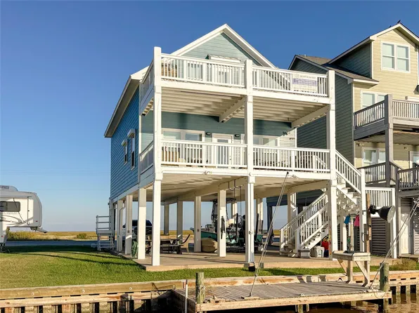 2914 Fm 2031, Matagorda, TX 77457