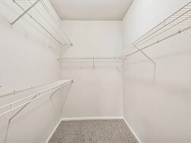 Lakeshore Villas apartments community photo