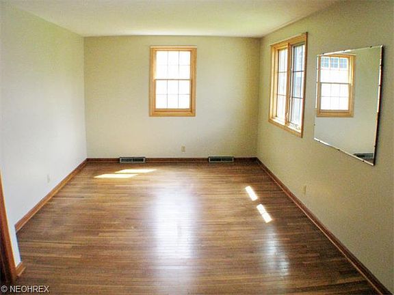 5th image of 108 Beachdale Dr