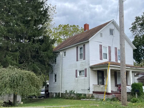 97 S Gamble St, Shelby, OH 44875
