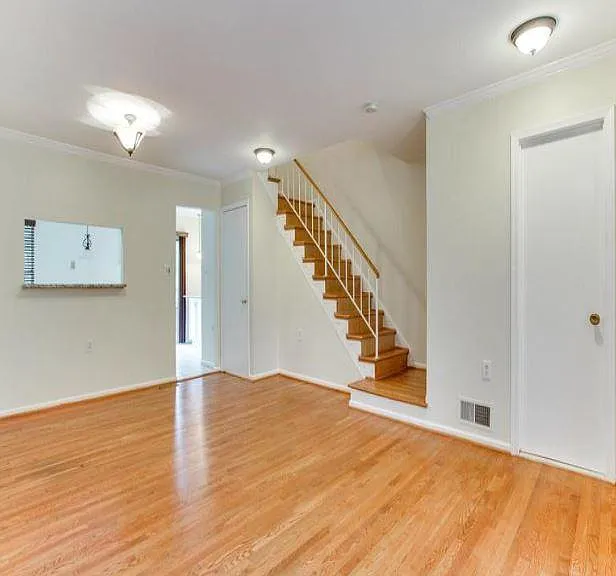 Building Photo - 7803 Brookview Ct