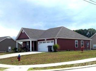 2200 Carpenter Bee Dr, Columbia, TN 38401