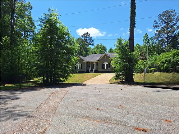 5th image of 806 Springfield Cir