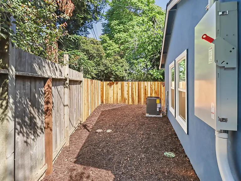 3773 Y St — Photo 16