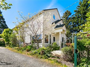 12611 4th Ave SW, Burien, WA 98146