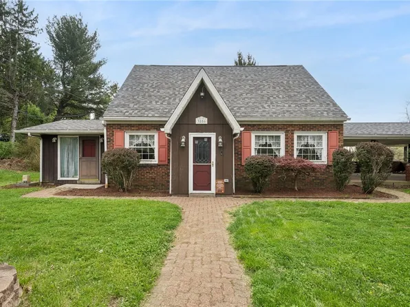 3856 Memory Dr, Elizabeth, PA 15037