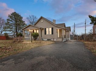 1640 Quendo Ave, Saint Louis, MO 63130