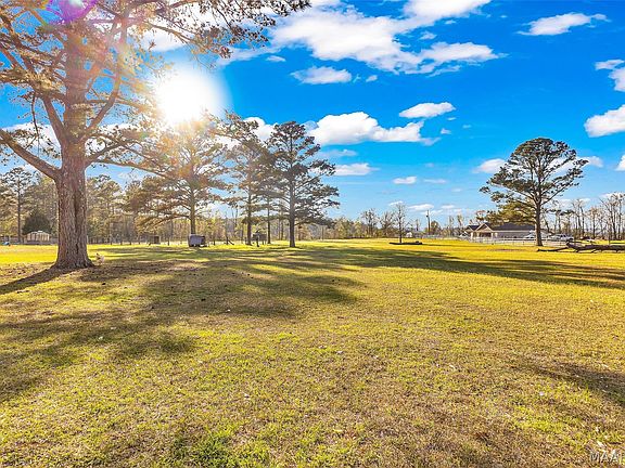 4th image of 326 Ware Rd