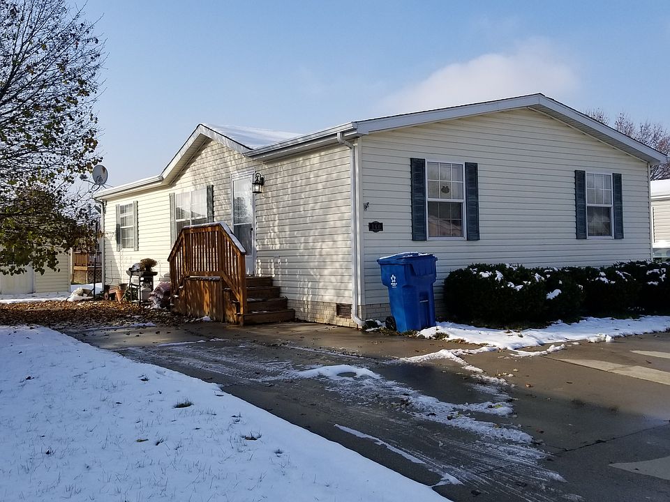 1st image of 160 Riverview Dr