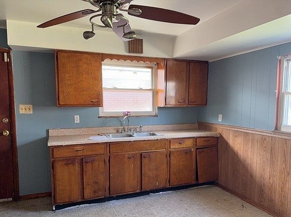 5th image of 3001 Jefferson Ave