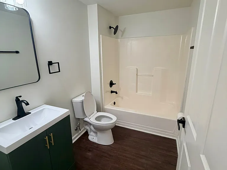 10639 Meeting St #204 — Photo 6