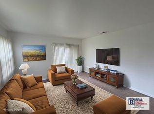 @ M 121 Pennsylvania (BaLy), Glendora, CA 91741