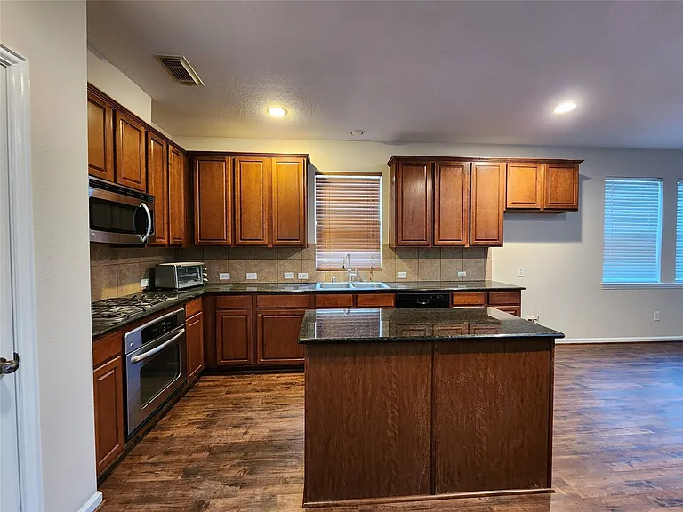 5307 Dandelion Meadow Ln — Photo 9