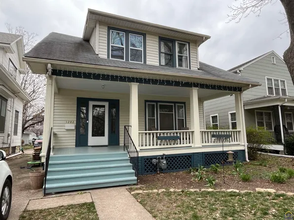 1282 SW College Ave, Topeka, KS 66604