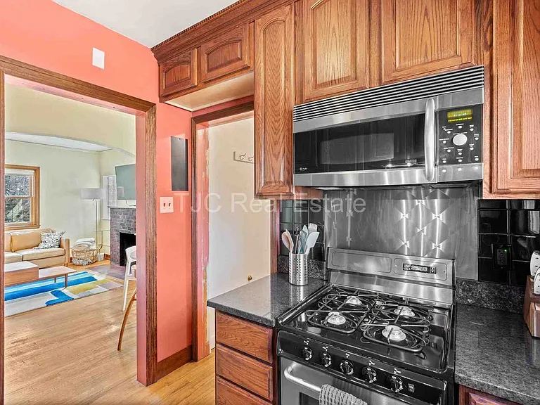 2675 Stuart St — Photo 11
