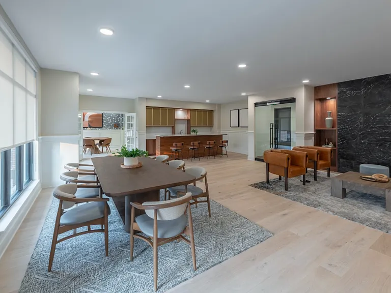 EDGE Apartments — Photo 23