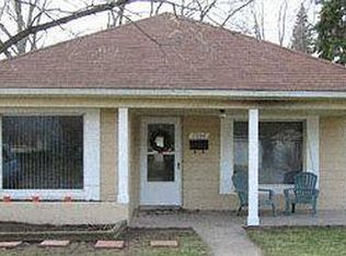 7243 Vernon St, Dearborn Heights, MI