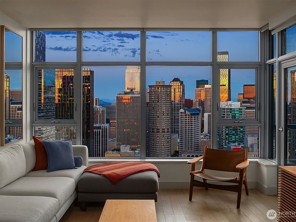 1st image of 588 Bell Street #3704S