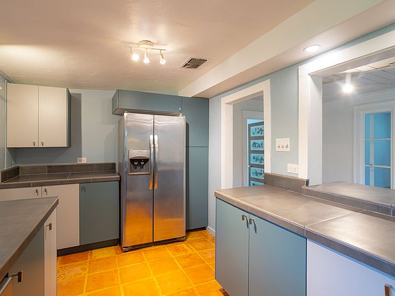 Newly Remodeled Kitchen, All New Cabinetry