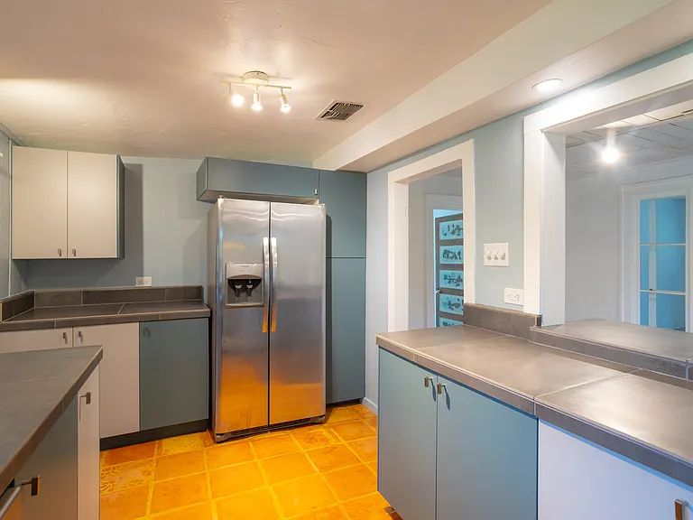 Newly Remodeled Kitchen, All New Cabinetry