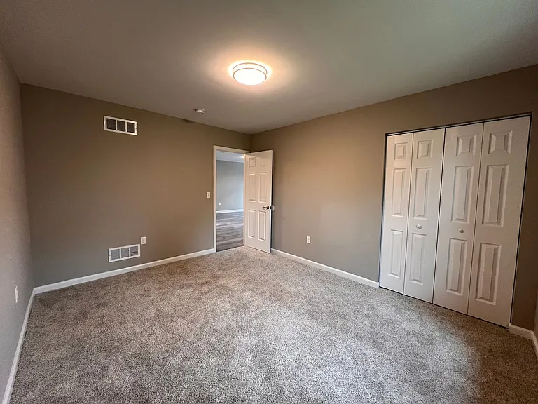 5477 Mauser St #D — Photo 15
