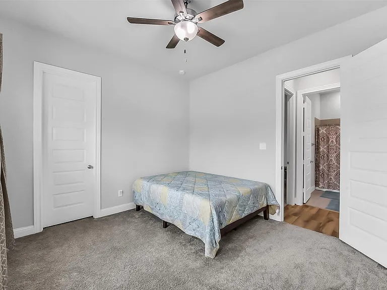 11927 Carillon Forest Dr — Photo 27