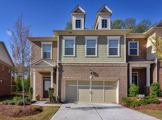 141 Barkley Ln, Sandy Springs, GA 30328