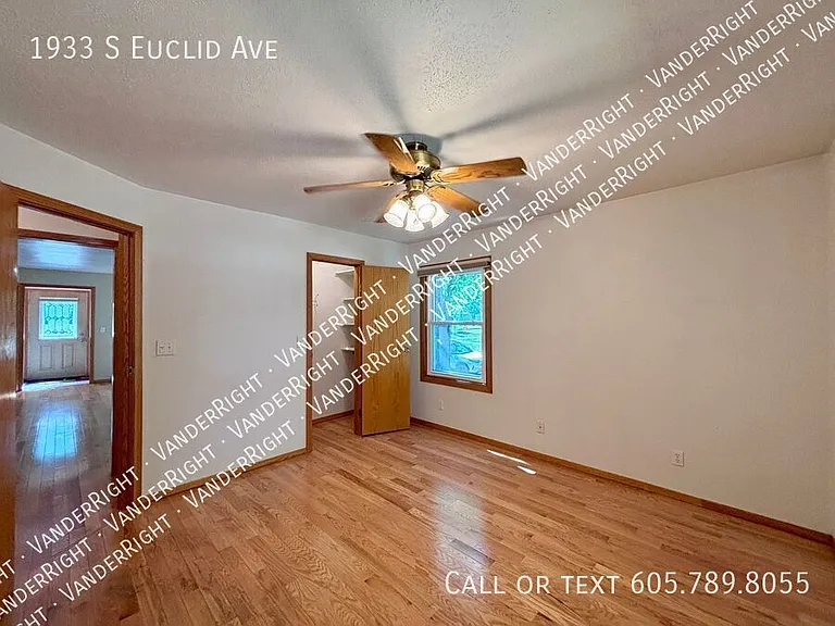 1933 S Euclid Ave — Photo 10