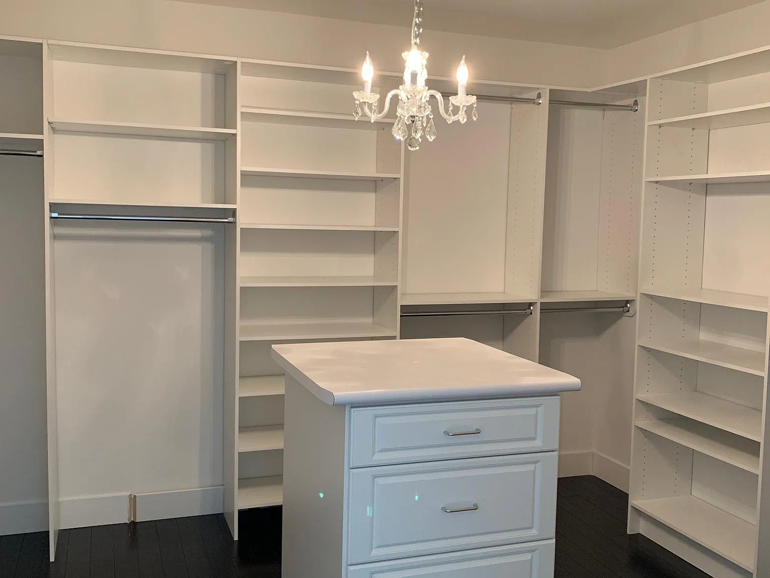 4 bed, 2300 sqft, $6,500 — Photo 4