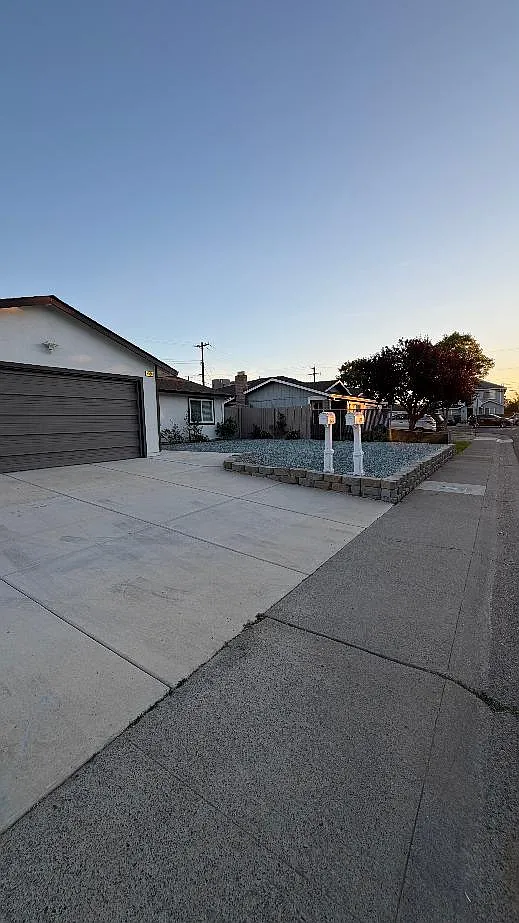 3 bed, 1200 sqft, $2,895 — Photo 3