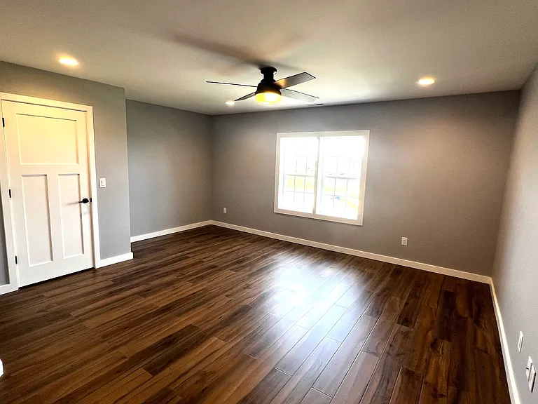 1306 Roberto Rd — Photo 36