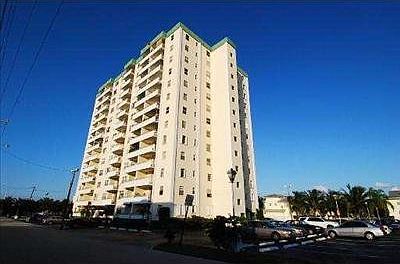 1st image of 900 NE 18th Avenue #802