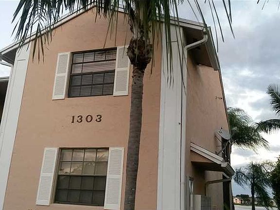 2nd image of 1303 S Liberty Ave #1303A