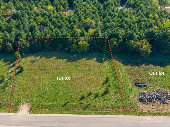 3960 LIMESTONE LANE #Lt28, Slinger, WI 53086