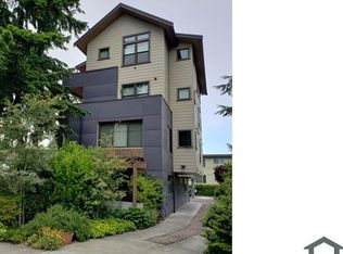 136 22nd Ave E UNIT E, Seattle, WA 98112