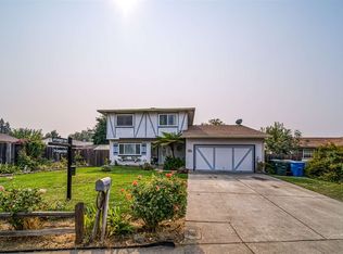 1355 W F St, Dixon, CA 95620
