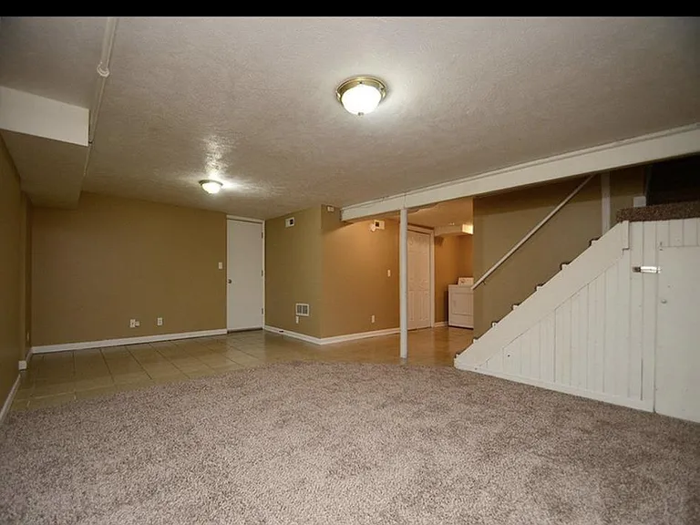 4355 S 41st Ave — Photo 4